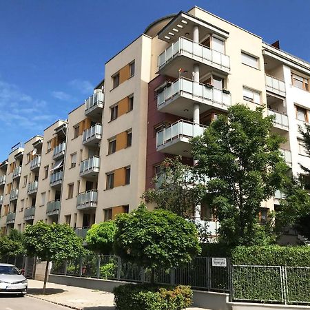Harmony Apartments 布达佩斯 外观 照片