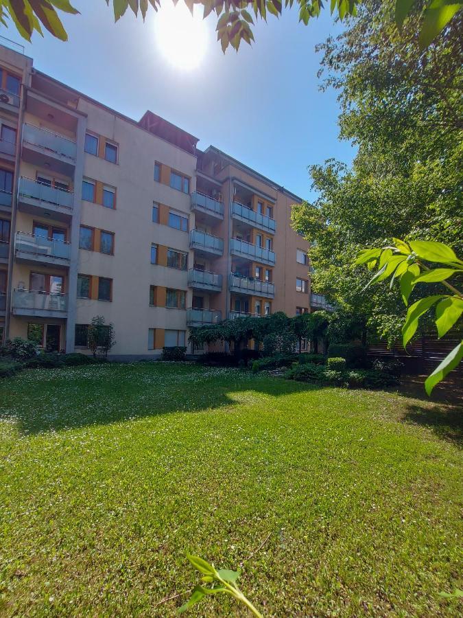 Harmony Apartments 布达佩斯 外观 照片